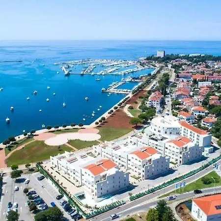 Supreme Studio Apartment Bijoux Umag Exterior photo